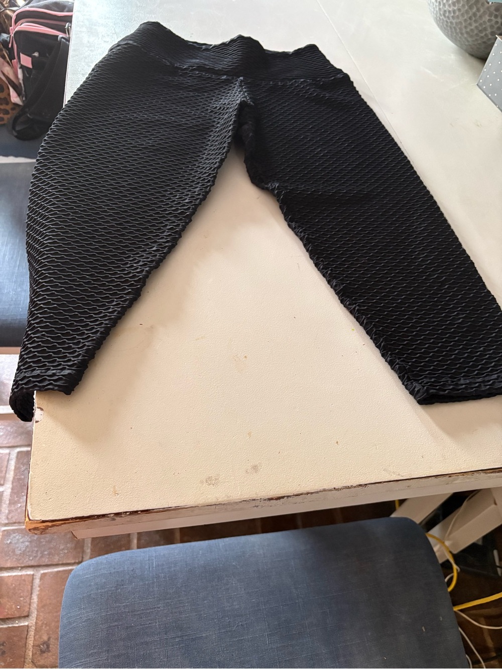 Black Textured women leggings by Booty by Babrants.